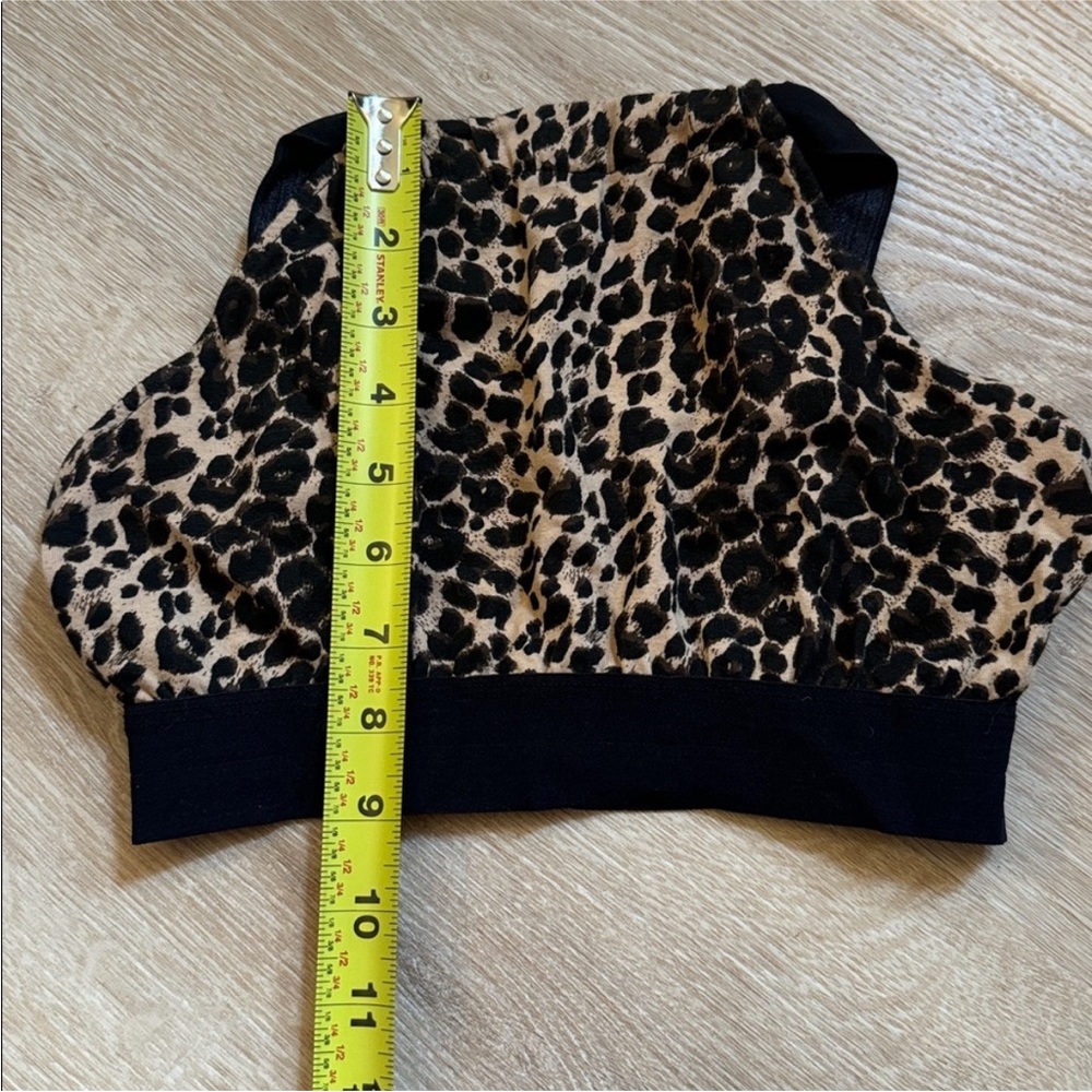 Urban Outfitters Leopard Print Top - Picture 4 of 5